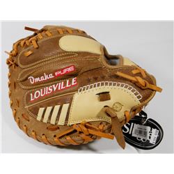 NEW LOUISVILLE SLUGGER LEFT HAND CATCHERS MITT