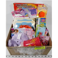 BOX W/NEW KIDS TOYS - FLYING DISK, SPONGE