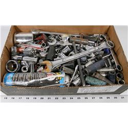 FLAT OF ASSORTED TOOLS AND SHOP SUPPLIES