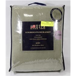NEW QUEEN PLUSH BLANKET - USA.