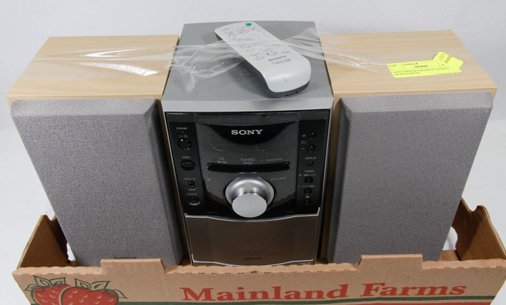 Sony Mini Bookshelf Stereo With Remote