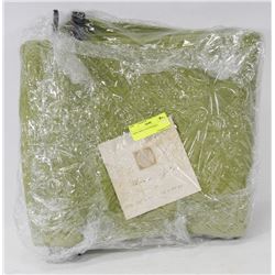 NEW TWIN COTTON QUILT.