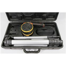 LASER LEVEL IN CASE