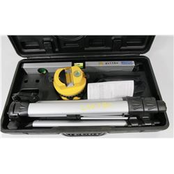 LASER LEVEL IN CASE