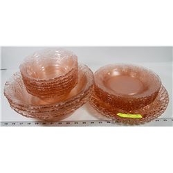 LOT OF PINK DEPRESSION GLASS PLATES & BOWLS.