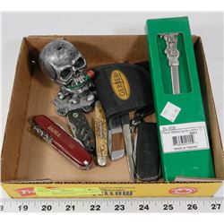 LOT OF POCKET KNIVES INCL SWISS ARMY ,VINTAGE AND