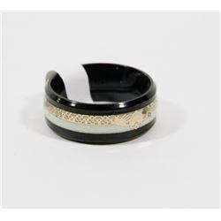 IRISH CLADDAGH CELTIC STAINLESS STEEL BLACK BAND