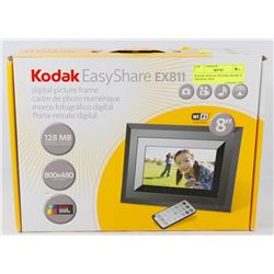 KODAK DIGITAL PICTURE FRAME IN ORIGINAL BOX