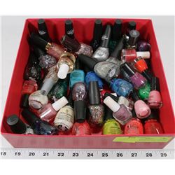FLAT OF ASSORTED NAIL POLISHES