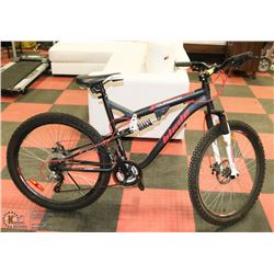 BLADE COMPRESSION SR SUNTOUR M300 ALUMINUM BIKE.