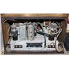 Image 2 : ANTIQUE BATTERY OPERATED RADIO