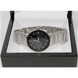 MENS BULOVA DESIGNER WATCH WITH BLACK DIAL AND