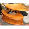 Image 2 : ADJUSTABLE WOOD CORNER COFFEE TABLE ON CASTORS