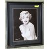 Image 1 : FRAMED MARILYN MONROE WALL DISPLAY 23 X 27