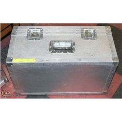 METAL CARGO CASE