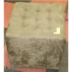 SMALL FABRIC OTTOMAN 18"X18"X18".