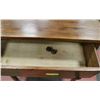 Image 4 : ANTIQUE 3 SHELF DRESSER WITH CASTORS
