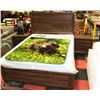 Image 1 : NEW QUEEN SIZE WOOD TONE BEDFRAME WITH 2 MATCHING
