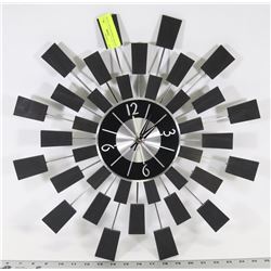 BATTERY OPERATED WALL CLOCK