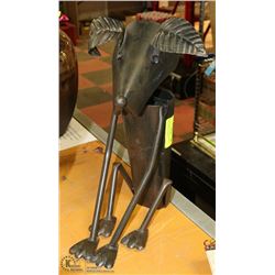METAL CRAFT DOG W/ BOBBLE HEAD MOTION ( HOME )