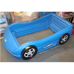 LITTLE TIKES RACE CAR BOYS BED