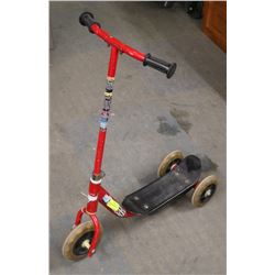 DISNEY PIXAR MCQUEEN JUNIOR SCOOTER
