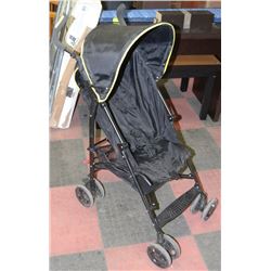 TANDEM WHEEL BABY STROLLER.