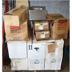 PALLET WITH INDUSTRIAL VINEGAR AND MORE