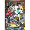 Image 1 : ESTATE TOOL LOT - HAMMERS, WRENCHES, PLIERS ( TOOL