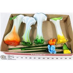 FLAT WITH 4 WHIMSICLE GLASS BUD VASE AND 4 GLASS