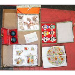 BOX OF ASIAN MINIS, SET OF VINTAGE HARMONY