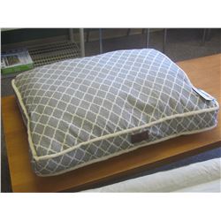 New American Kennel Club Pet Bed  36 x 27 x 4