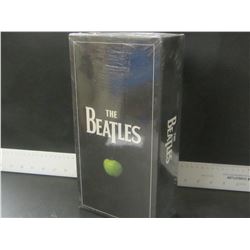 New factory sealed Beatles 13 album collector set / 217 songs