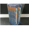 Image 1 : 12 New Oral - B classic soft Toothbrushes / factory sealed / case of 12