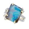 Image 2 : 14KT Yellow Gold Opal and Diamond Ring
