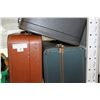Image 2 : THREE VINTAGE SUITCASES