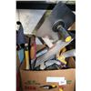 Image 1 : BOX OF TROWELS AND SANDERS