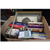 Image 2 : LARGE BOX OF BOOKS AND ESTATE GOODS
