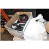 Image 1 : BOX OF FIGHTING EQUIPMENT