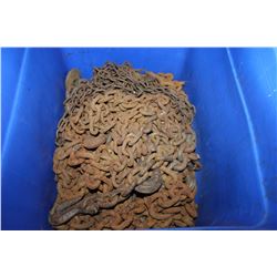 TOTE OF CHAIN