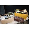 Image 1 : 2 BOXES DECORATIVE HOUSEWARE