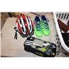 Image 2 : GREEN ADIDAS RUNNERS SIZE 10 SPORTS ITEMS AND ESTATE GOODS