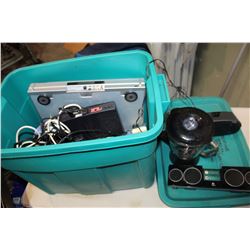 TOTE OF IPOD DOCKS AND ELECTRONICS
