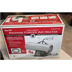 NEW DYNA GLO PROPANE CONSTRUCTION HEATER IN BOX