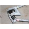 Image 2 : GREENLEE STEEL STUD PUNCH