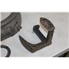 Image 2 : IRON COBBLES AND HORSESHOE BOOT SCRAPER AND HORSE COLLAR