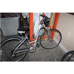 GREY FUJI CROSSTOWN BIKE
