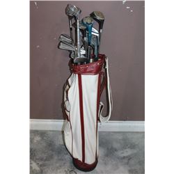 GOLF CLUBS IN BAG