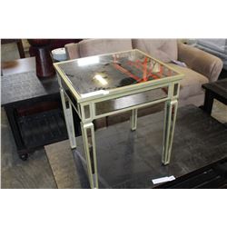 NEW HOME ELEGANCE MIRRORED END TABLE