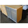 Image 2 : MAPLE GLASS DOOR CABINET
